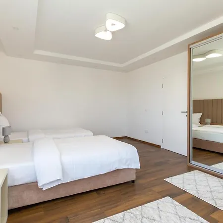 Malak Villa *